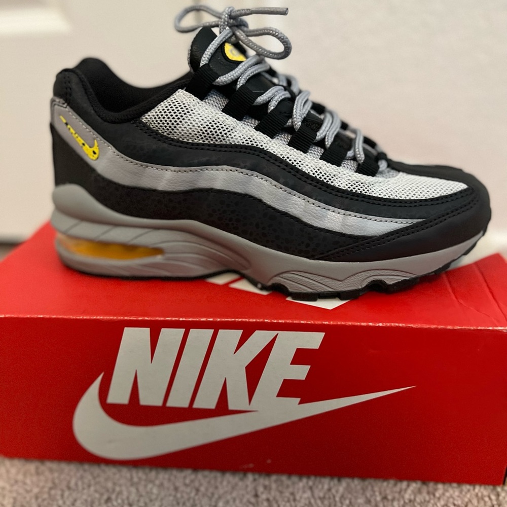 Nike air max ‘95 size 4.5